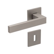Scoop 8040Q Türgriff eckig Nickel satin